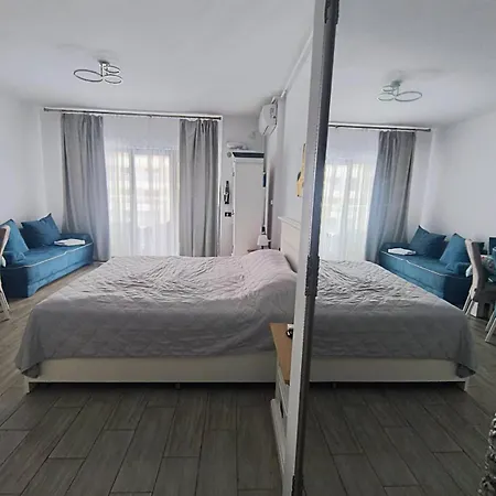 Platinium House Daire Mamaia